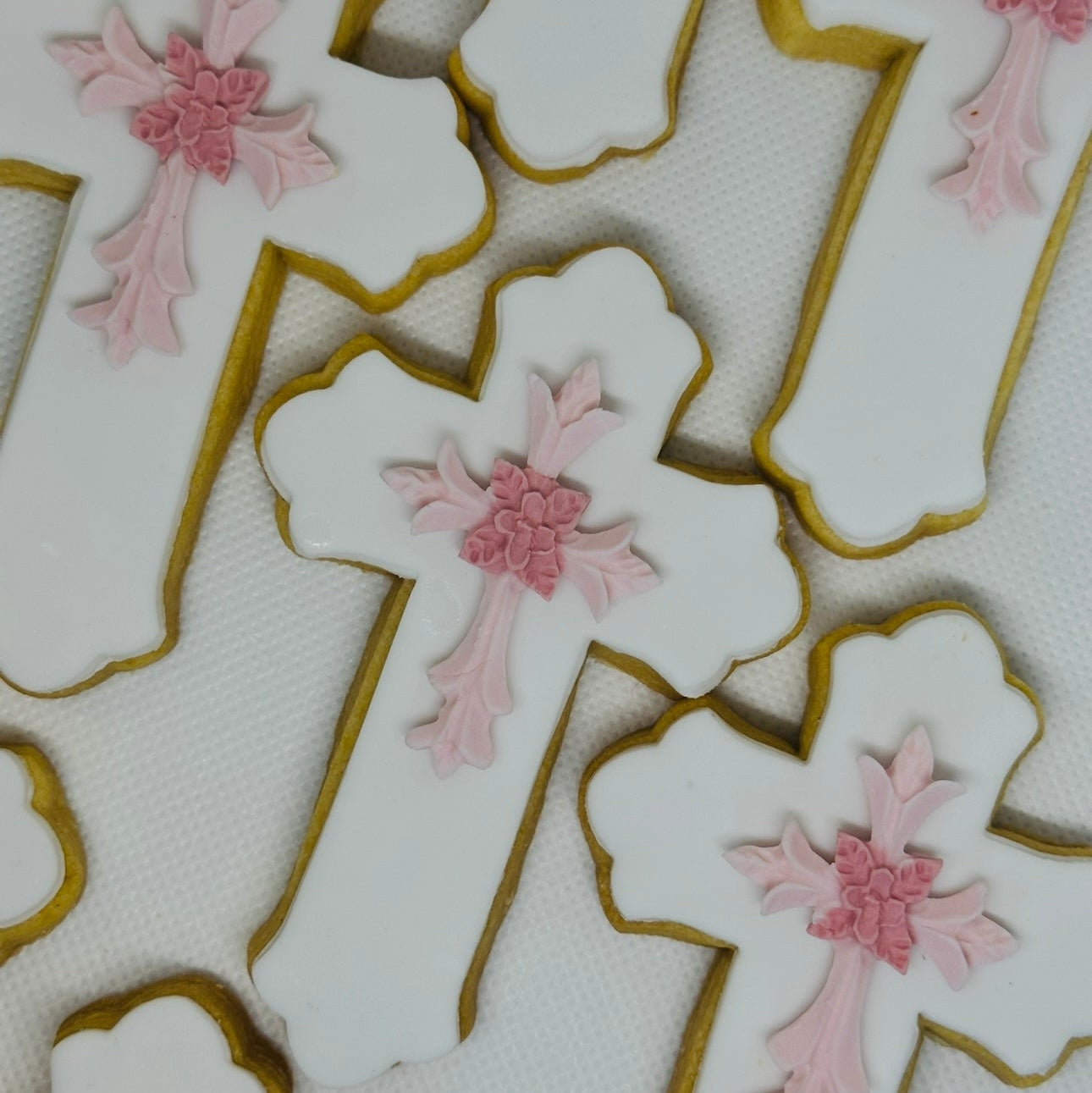 Ornate Cross Cookies